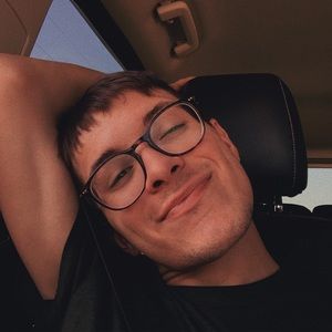 Meet your Posher, Justin